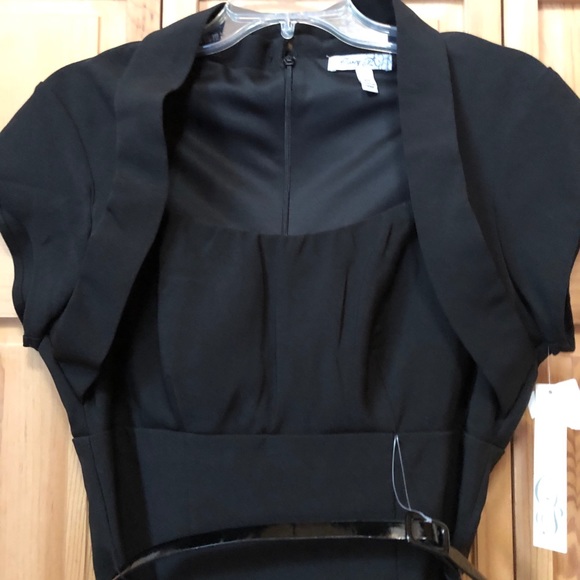 Ladies Dress - Picture 2 of 6